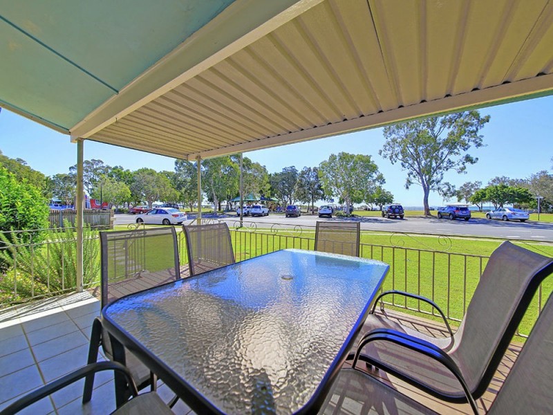 319 Upper Esplanade, Manly QLD 4179