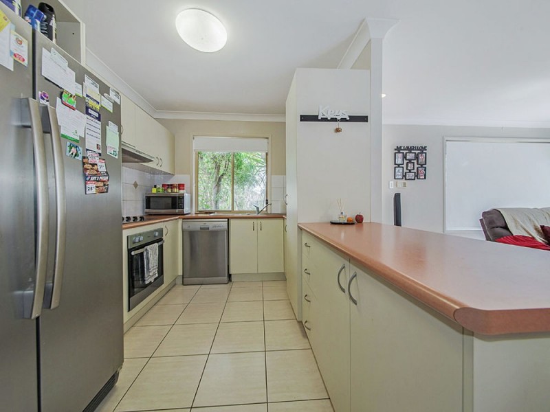 6 Jacqueline Place, Wynnum West QLD 4178