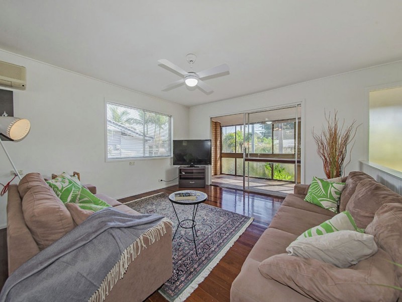 8 Meadowview Street, Tingalpa QLD 4173