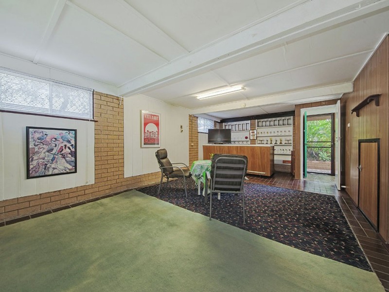 8 Meadowview Street, Tingalpa QLD 4173