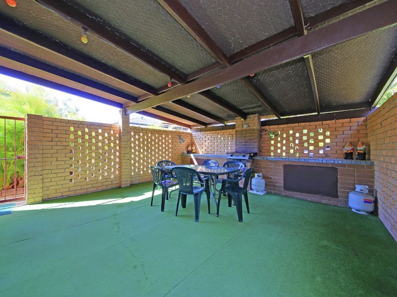 8 Meadowview Street, Tingalpa QLD 4173