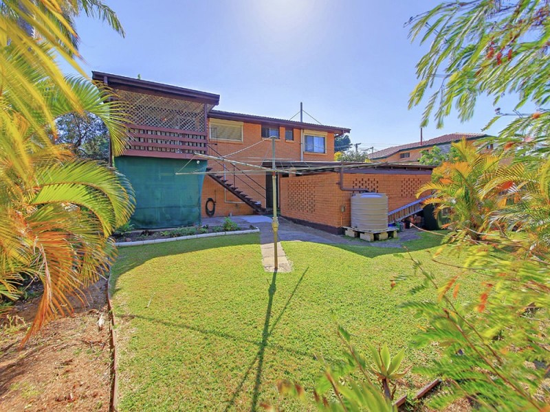 8 Meadowview Street, Tingalpa QLD 4173