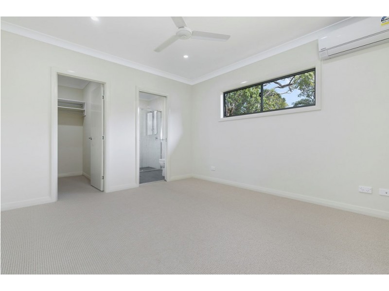 21a Barrinia Street, Manly QLD 4179