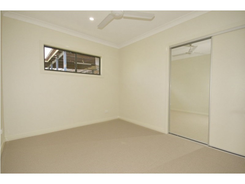 21a Barrinia Street, Manly QLD 4179