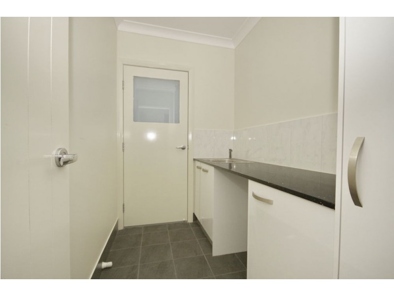 21a Barrinia Street, Manly QLD 4179