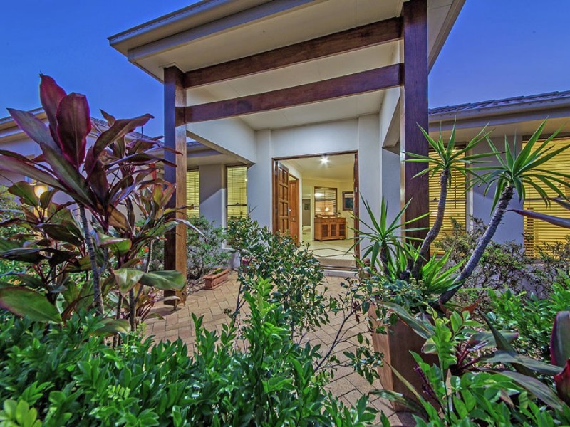 5 Brush Box Place, Wakerley QLD 4154