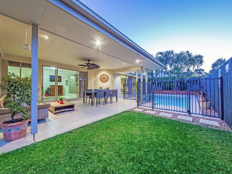 5 Brush Box Place, Wakerley QLD 4154