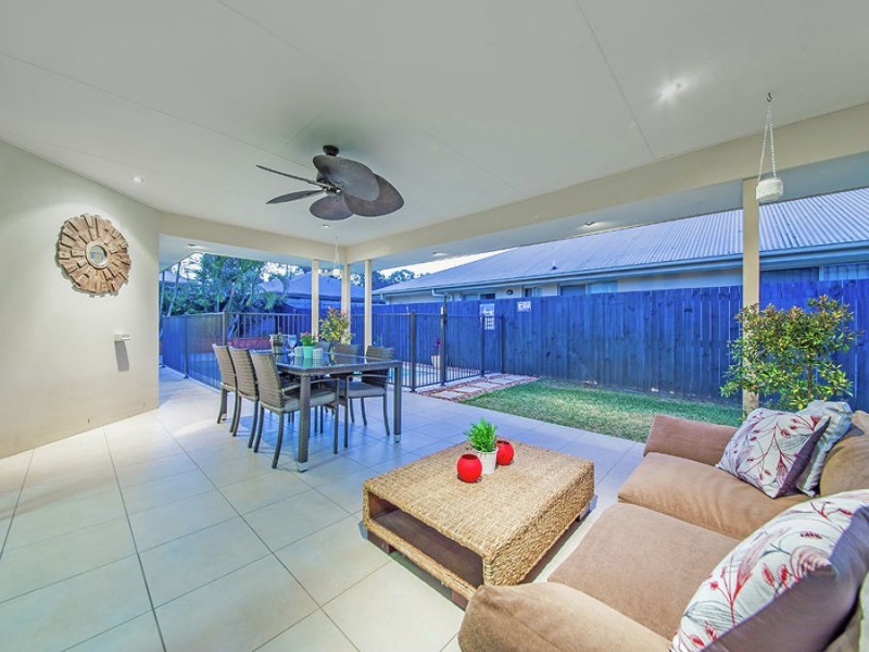 5 Brush Box Place, Wakerley QLD 4154