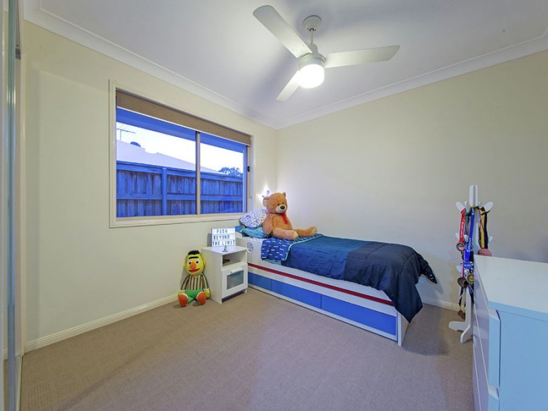 5 Brush Box Place, Wakerley QLD 4154