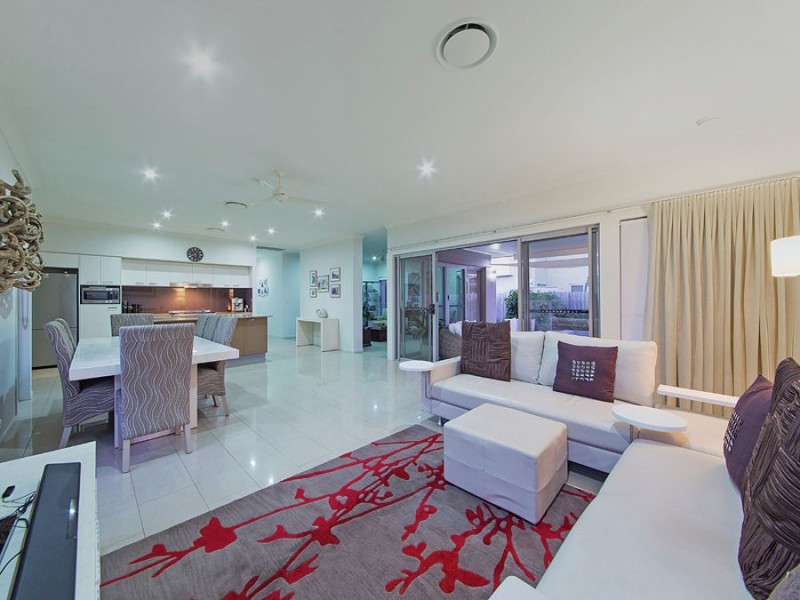 41 Brook Street, Wakerley QLD 4154