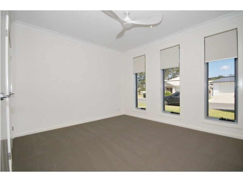 25 Nichols Street, Gumdale QLD 4154