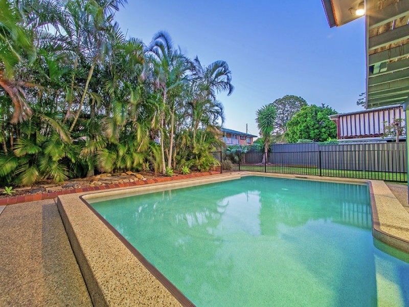 67 Duncan Street, Wynnum West QLD 4178