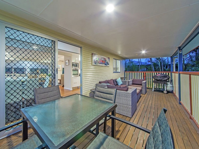 67 Duncan Street, Wynnum West QLD 4178