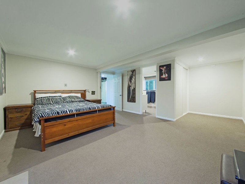 67 Duncan Street, Wynnum West QLD 4178