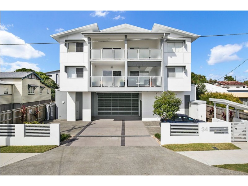 2/34 Emsworth Street, Wynnum QLD 4178