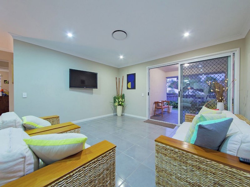 11 Gardenia Place, Gumdale QLD 4154