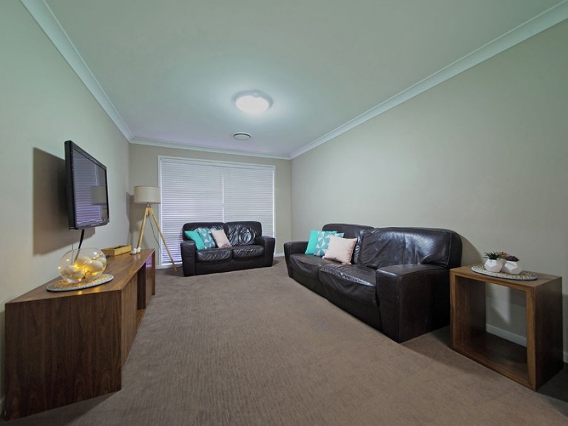 11 Gardenia Place, Gumdale QLD 4154