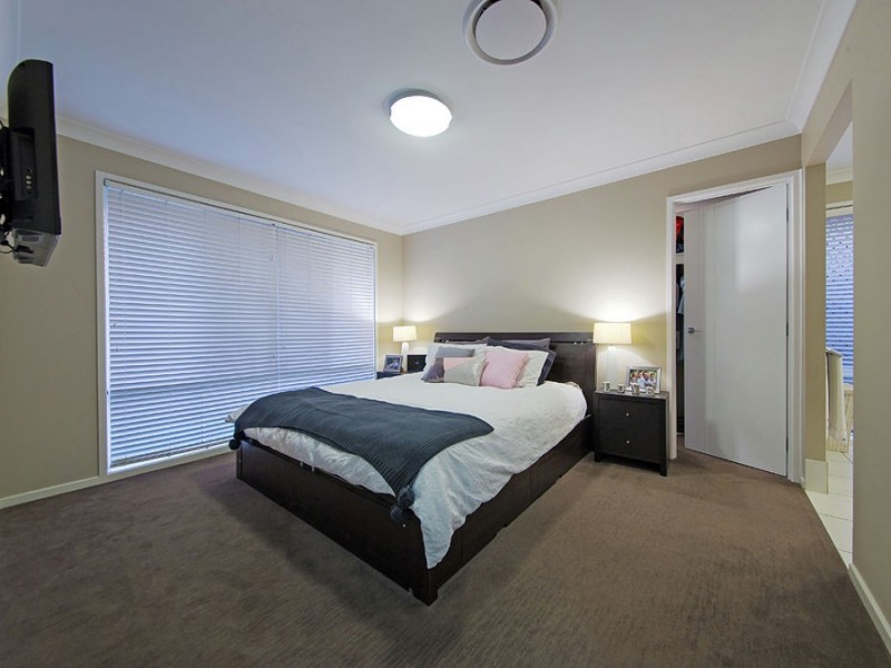 11 Gardenia Place, Gumdale QLD 4154