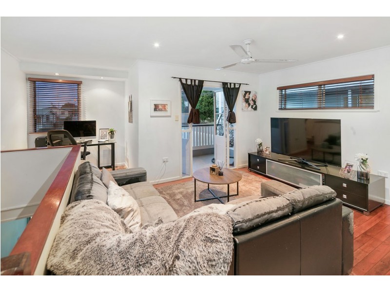 15 Tulkara St, Manly West QLD 4179