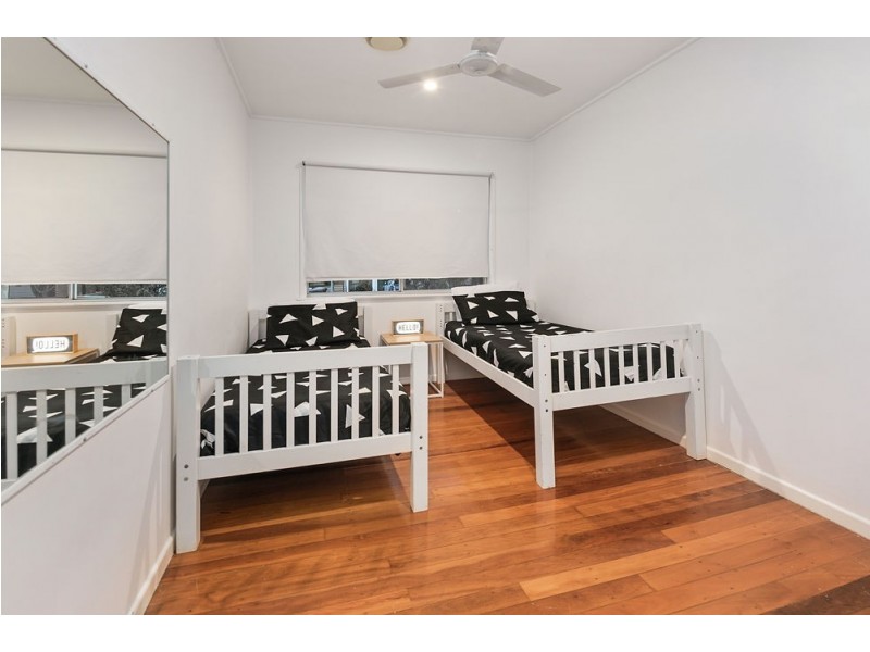 15 Tulkara St, Manly West QLD 4179