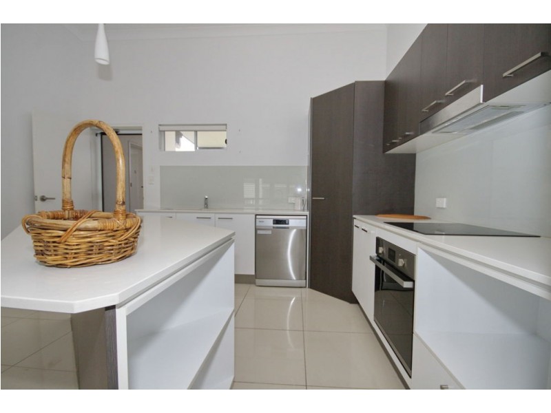 4/15 Fox Street, Wynnum QLD 4178