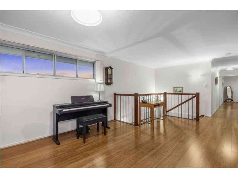 54 Drayton Terrace, Wynnum QLD 4178