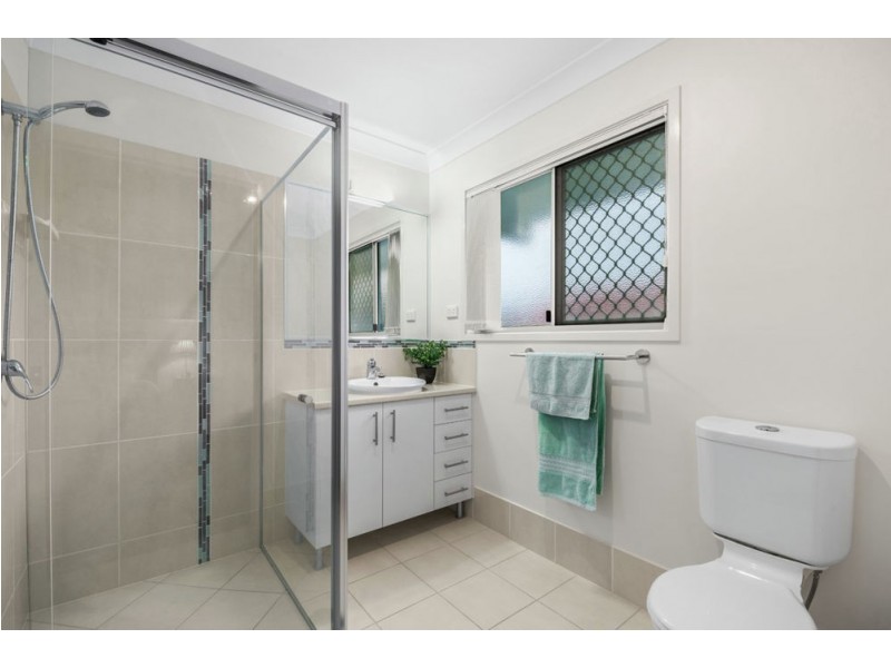 54 Drayton Terrace, Wynnum QLD 4178