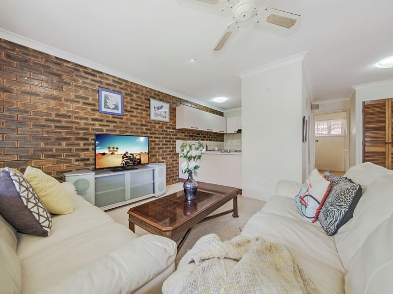 2 / 59 Emsworth Street, Wynnum QLD 4178