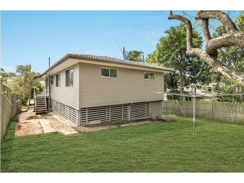 143 Mount Gravatt Capalaba Rd, Upper Mount Gravatt QLD 4122