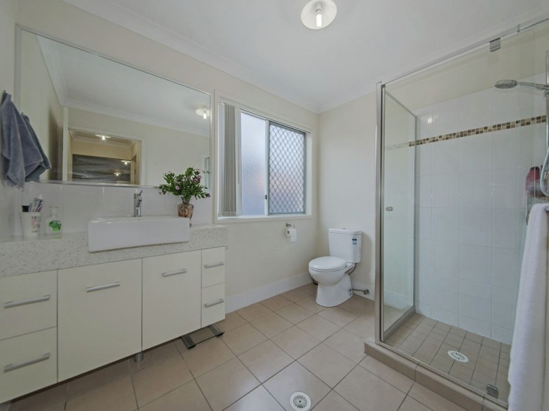 31 Kitchener Street, Wynnum QLD 4178