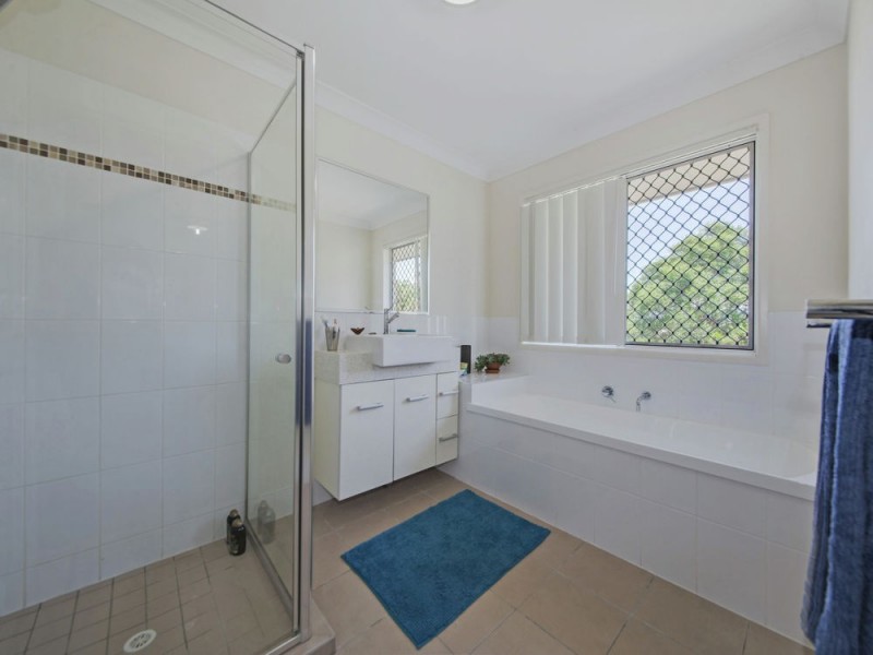 31 Kitchener Street, Wynnum QLD 4178