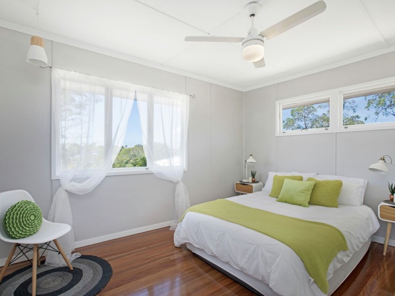 86 Roseneath Parade, Wynnum West QLD 4178
