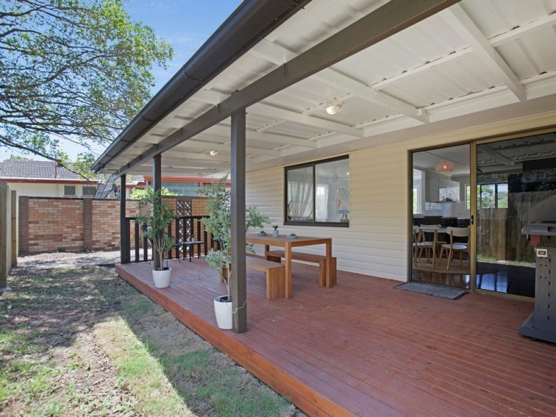 86 Roseneath Parade, Wynnum West QLD 4178