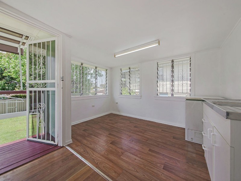 301 Preston Road, Wynnum West QLD 4178