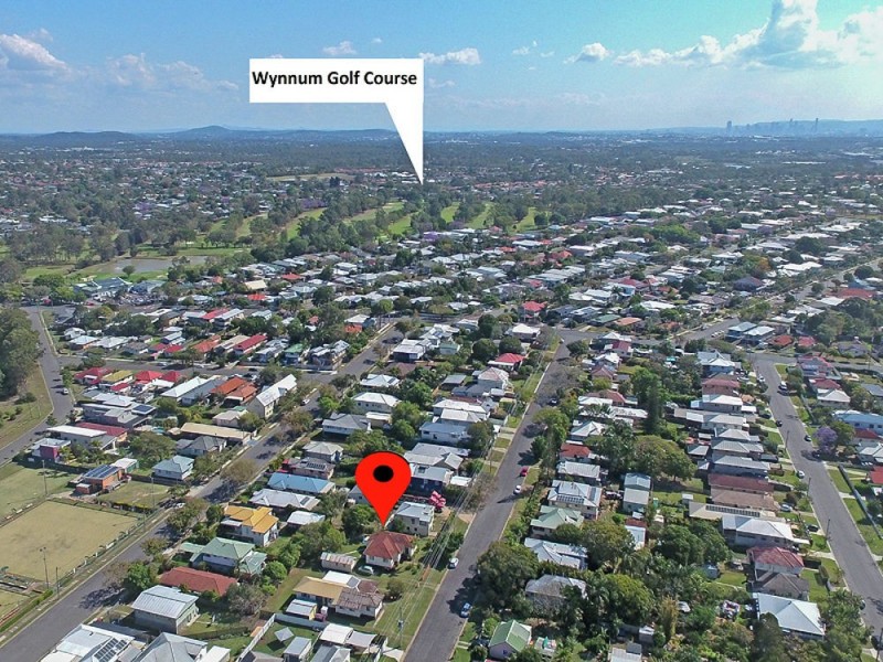 12 Violet Street, Wynnum QLD 4178