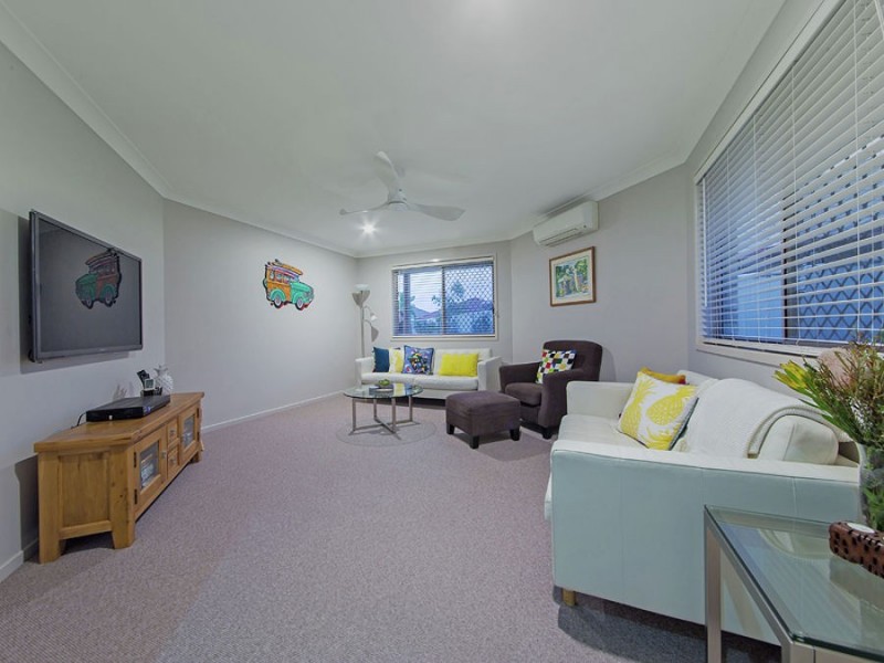 8 Venn Court, Wynnum West QLD 4178
