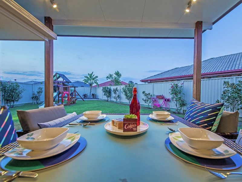 8 Venn Court, Wynnum West QLD 4178