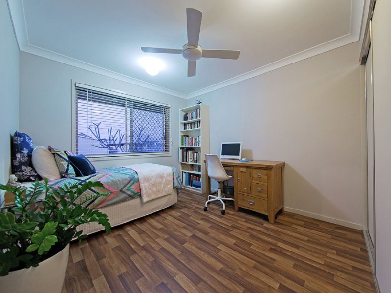 8 Venn Court, Wynnum West QLD 4178