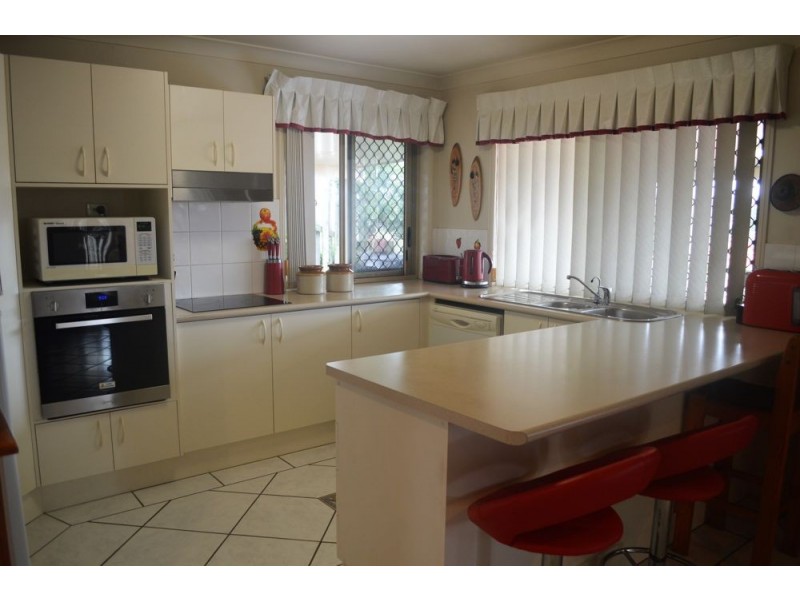 52 Sunflower Cr, Calamvale QLD 4116
