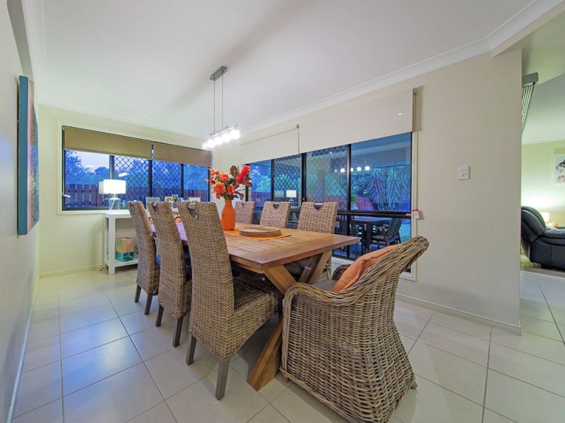 7 Figtree Place, Wakerley QLD 4154