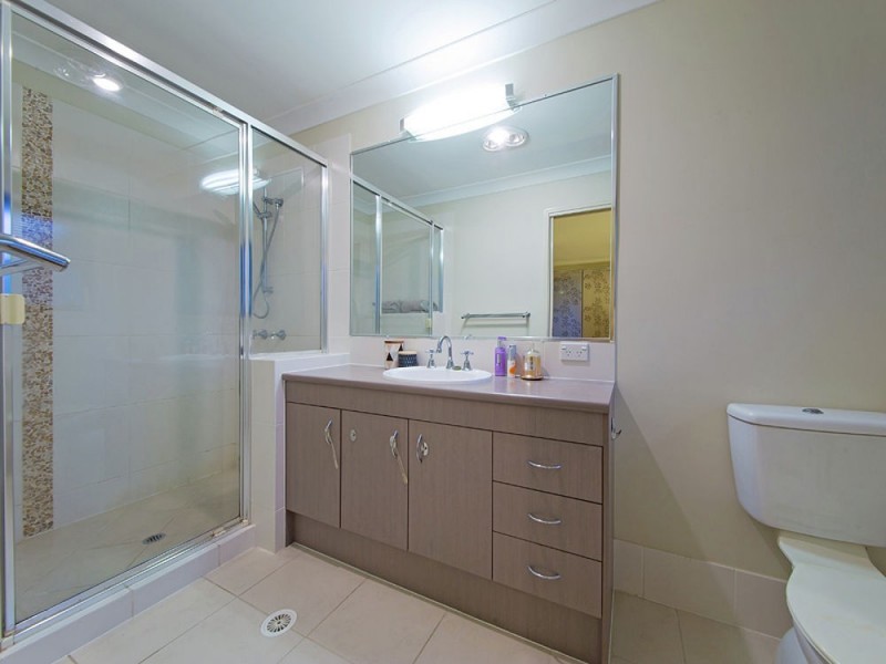 7 Figtree Place, Wakerley QLD 4154