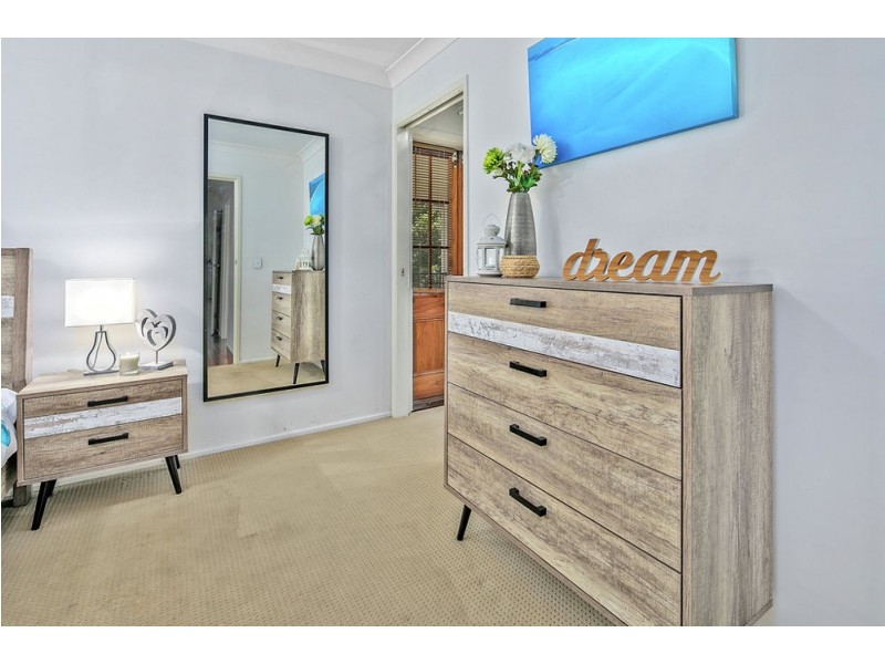 43 Arnold St, Manly QLD 4179