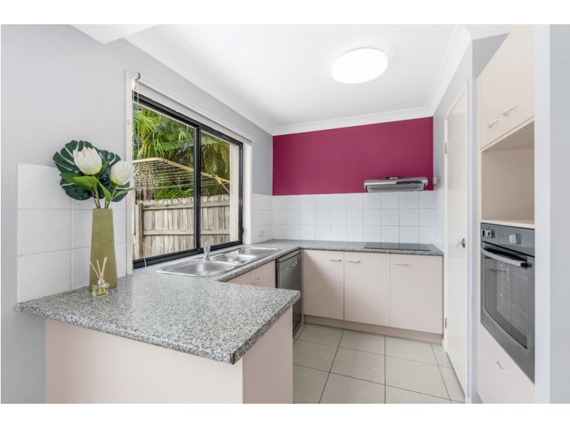 39/74 Plaza St, Wynnum West QLD 4178
