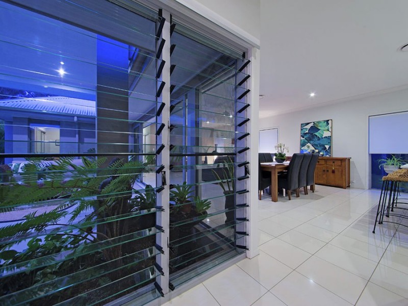 3 Thomson Place, Wakerley QLD 4154