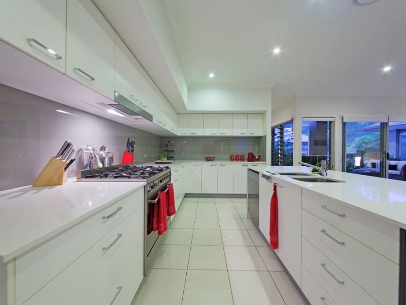 3 Thomson Place, Wakerley QLD 4154