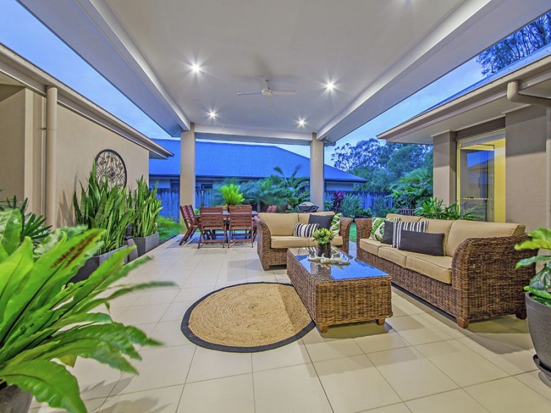 3 Thomson Place, Wakerley QLD 4154