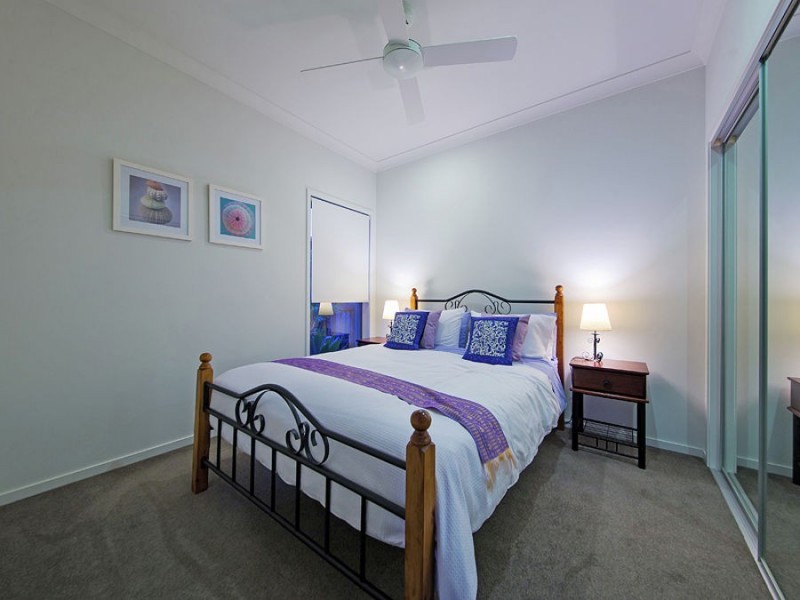 3 Thomson Place, Wakerley QLD 4154