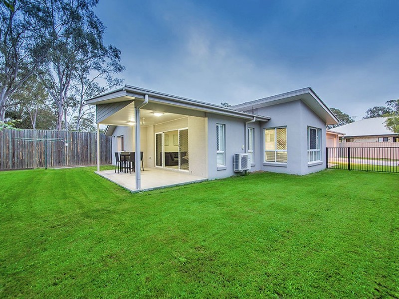 49 Doherty Place, Wakerley QLD 4154