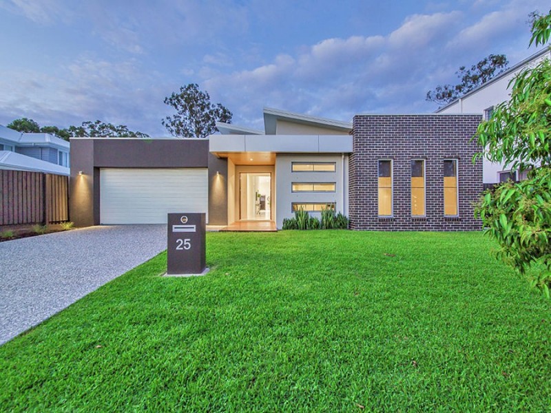 25 Nichols Street, Gumdale QLD 4154