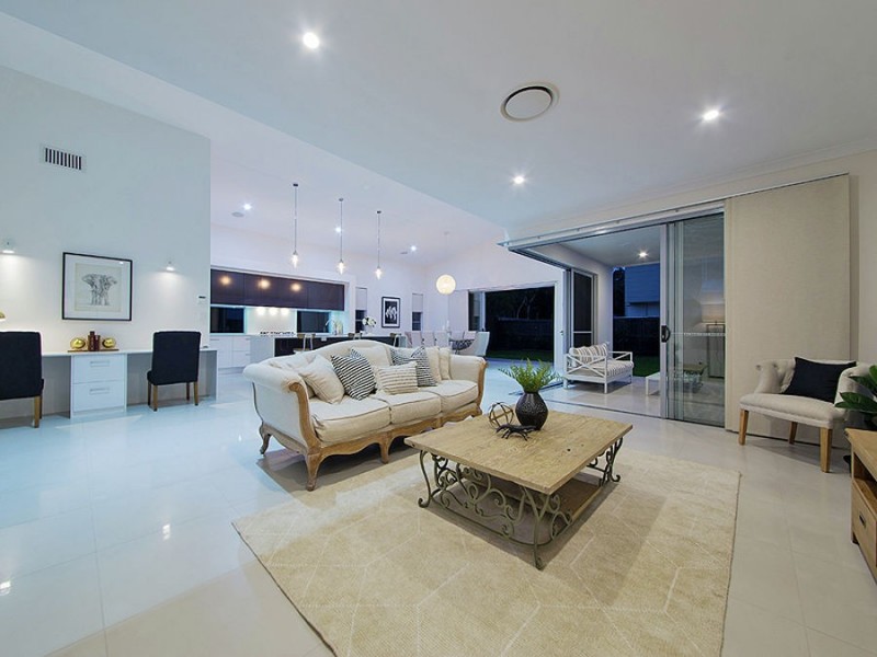 25 Nichols Street, Gumdale QLD 4154